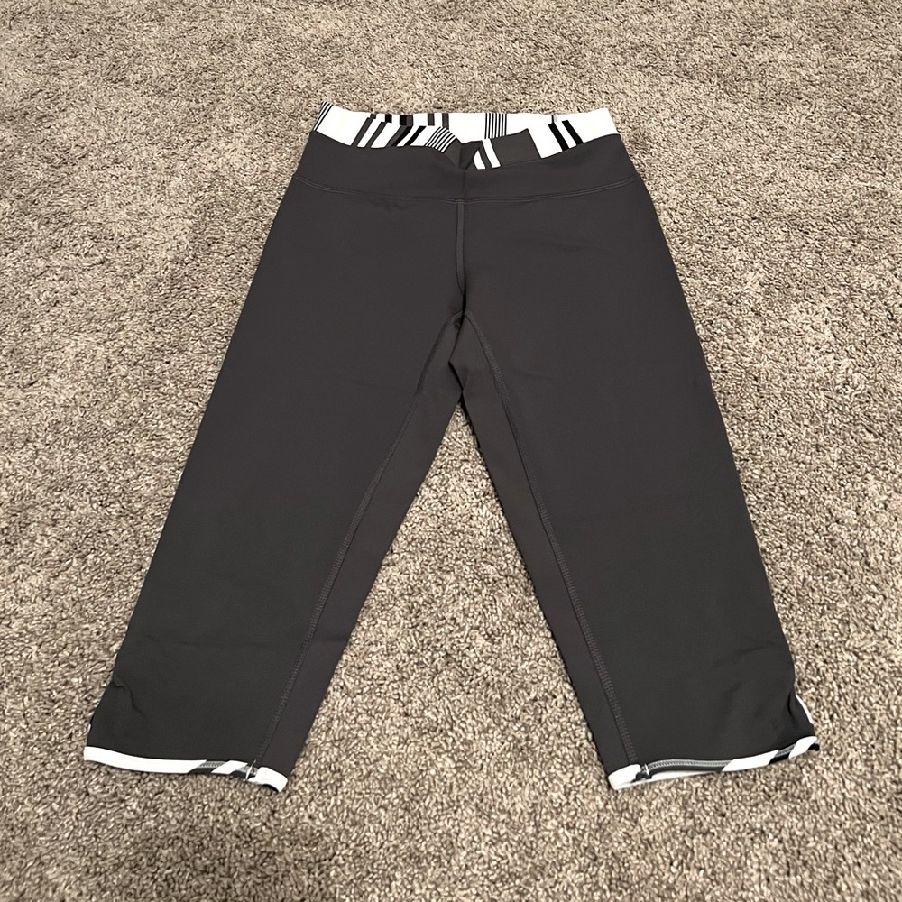 Lululemon cropped leggings